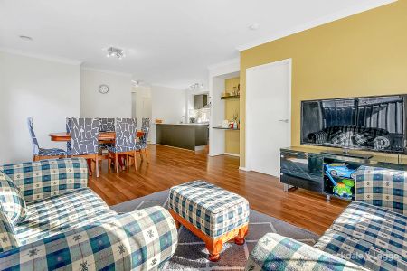 494 Grand Boulevard, Craigieburn VIC 3064 - Photo 2