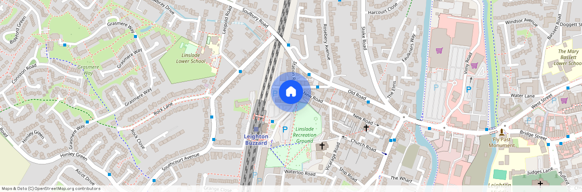 Lara House, Close To Train Station