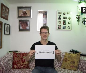 madrid, Community of Madrid 28011 - Photo 2