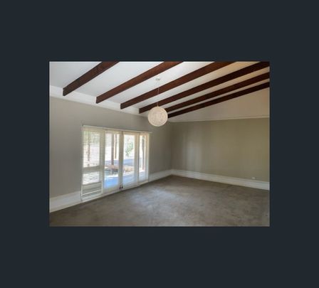685 Stanwix Place, Wooroloo, WA 6558 - Photo 1