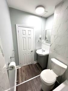 For Lease - 42A Squires Avenue, Toronto, Ontario - Photo 3