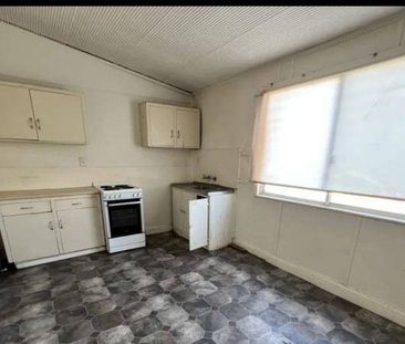 House for rent, 23 Nicholls st, Broken Hill - Photo 1