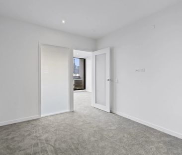 1-BED 1-BATH, UN-FURNISHED, NO SHORT-TERM OPERATORS - Photo 6
