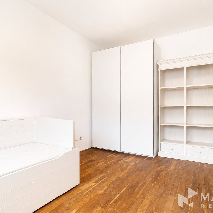Apartment for rent, 3+kk - 2 bedrooms, 100m - Photo 1