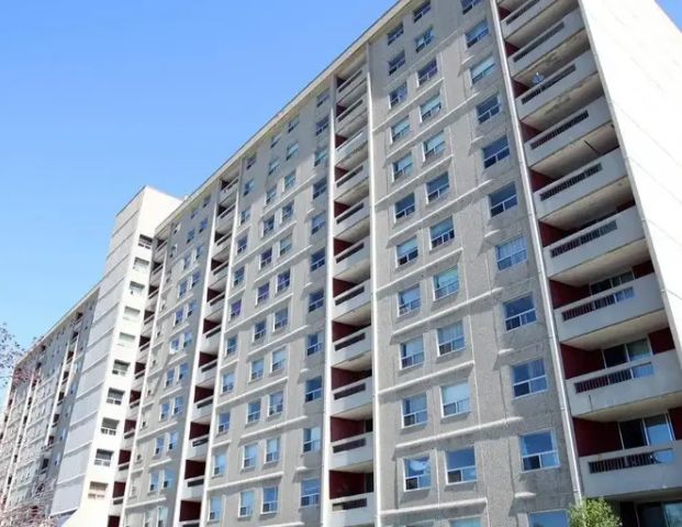 700 Horizon | 700 Horizon Drive, London - Photo 1