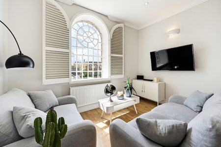 1 bed Flat To Let - Photo 3