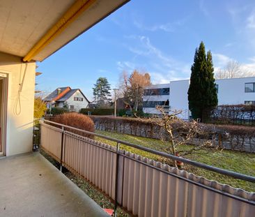 Grosszügige, frisch renovierte 4.5-Zimmer-Parterrewohnung mit Balkon - Photo 3