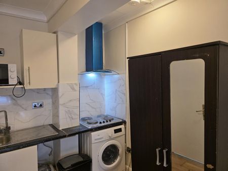 Studio to rent - Photo 4