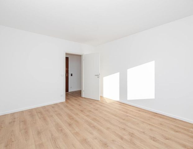 Helle & sanierte 3-Zimmer-Wohnung im 3. OG mit Balkon und Einzelgarage - Foto 1