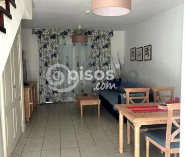 Dúplex en alquiler en Calle de La Te, Número 0 - Photo 1