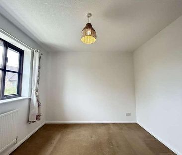 Mallards Rise, Harlow, CM17 - Photo 1