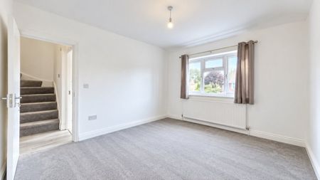 Costons Lane, UB6, Greenford - Photo 2