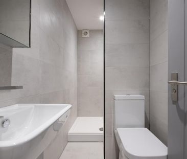 6 bedroom flat to rent - Photo 3