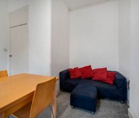 White Street, West End, Glasgow, G11 - Photo 1