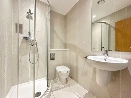 2 bedroom apartment to rent - Photo 5