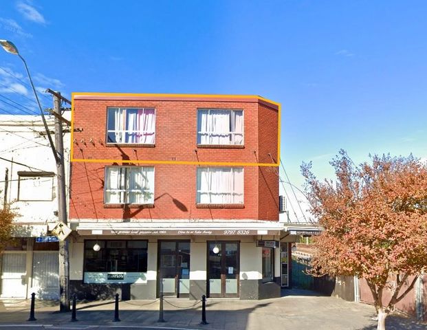 2 Bedroom Unit ONLY 240m to Croydon Station! - Photo 1