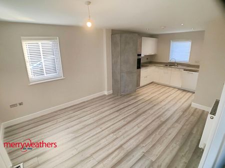 4 bed detached house to rent in Bawtry Road, Blyth, S81 - Photo 2