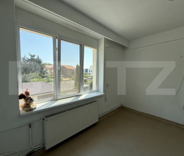 Casa cu 6 camere, 390 mp, zona Semicentrală - Fotografie 2
