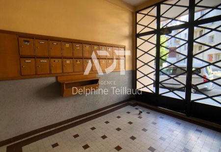 Appartement T2 à GRENOBLE - Photo 3