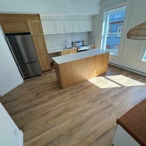 Appartement De 3CH Au Centre Ville - Photo 2