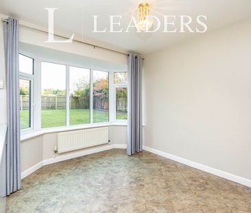 4 bedroom house to rent Pitfield Close, Fenstanton, PE28 - Photo 2