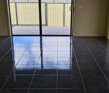 Contact Agent for Inspection and More Information 0448 636 633 - Photo 2