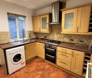 2 Bedroom Terraced To Let - Photo 6