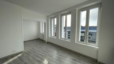 T4 - RUE VICTOR EUSEN - 72 m² - Photo 4