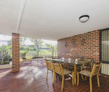 “Beautiful home with parkland views” - Photo 3