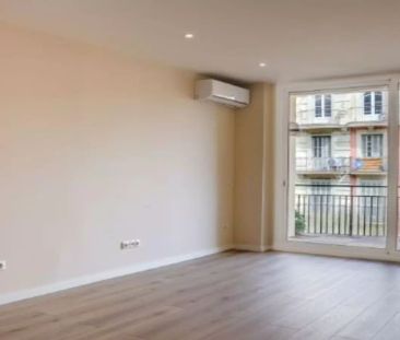 Room in a shared 4-bedroom apartment for rent in la Nova Esquerra de l'Eixample, bills included - Photo 6