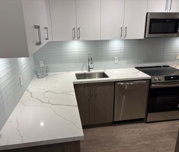 For Lease - 333 Sunseeker Avenue Unit# 255, Innisfil, Ontario - Photo 4