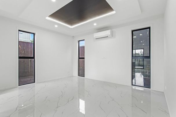 Stunning 4BR - Near New in Massey! - Photo 1