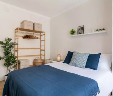 Room in a shared 4-bedroom apartment for rent in el Bon Pastor, all bills included - Foto 3
