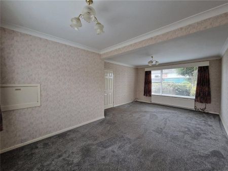 3 bedroom semi-detached house to rent - Photo 2