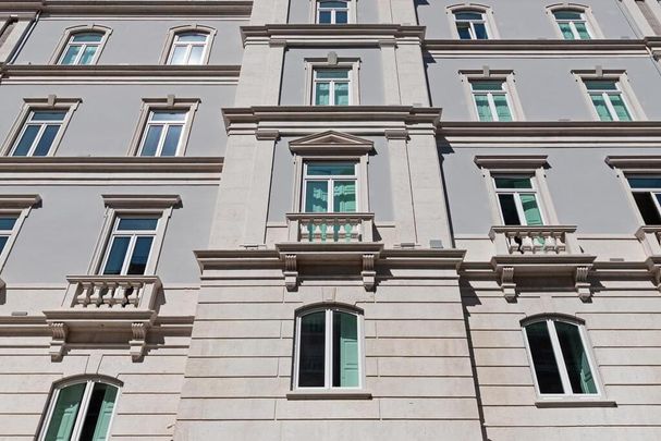 2 Bedroom Apartment with parking, Marquês de Pombal, Lisboa - Photo 1