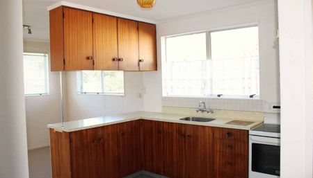 Brooklyn Living - Photo 3