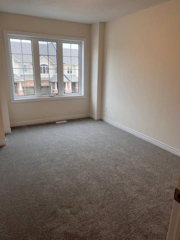 For Lease - 214 Broadacre Drive, Kitchener, Ontario - Photo 3