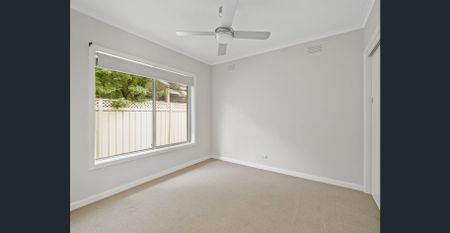 NEAT TWO BEDROOM UNIT - Photo 4