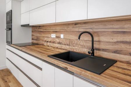 Pronájem, byt 2+kk, Jaromírova, 58 m - Photo 3