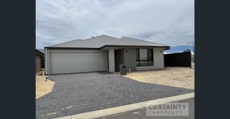 BRAND NEW BUILD - Tranquil Living in the Heart of Swan Valley – Henley Brook Haven - Photo 5