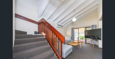 Partially Furnished Townhouse Retreat in Sought-After Como - Photo 2