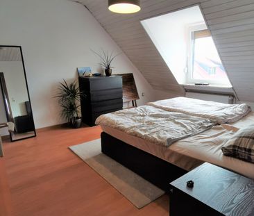 Herrschaftlicher Altbau in ruhiger Lage - Photo 4