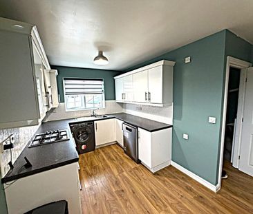 3 bedroom end of terrace house to rent - Photo 6