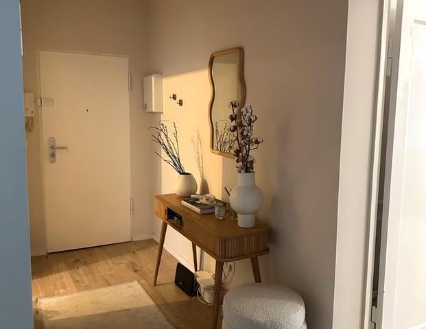 2 Zimmer Wohnung zu vermieten 55 m2 hochwertig möbliert - Foto 1