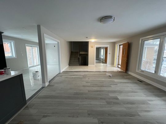 For Lease - 3592 Swirlingleaves Crescent Unit# Level 01- 3bed 2.5 bath, Mississauga, Ontario - Photo 1