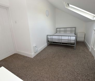 St Pauls Road, Semilong, Northampton, NN2 - Photo 1
