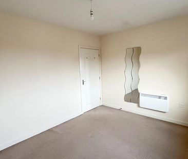 2 bedroom maisonette to rent - Photo 2