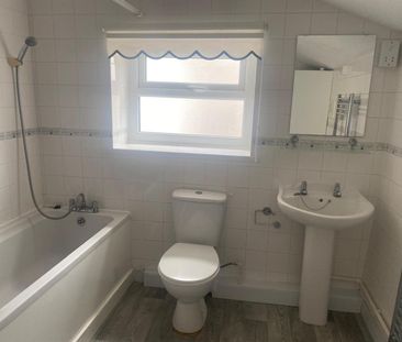 House - Terraced For Rent Bryn Crescent, Abertillery - Photo 6