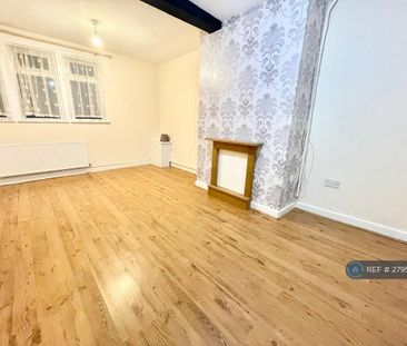 3 bedroom terraced house to rent - Photo 2