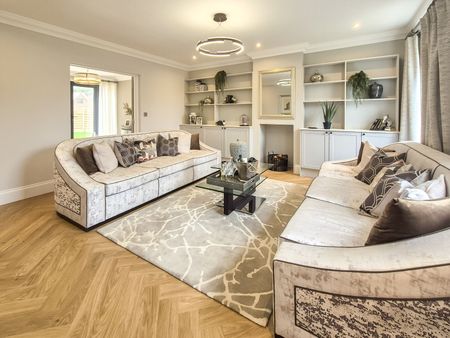 Sabre Close, CM6, Felsted - Photo 2